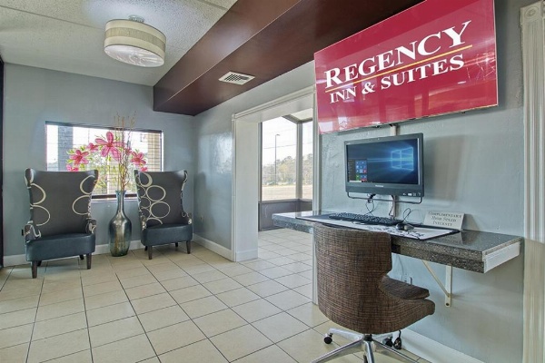Regency Inn & Suites image 11
